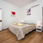 & Chiara 3* Rovinj