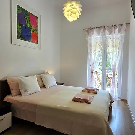 Casa de hóspedes & Chiara 3*