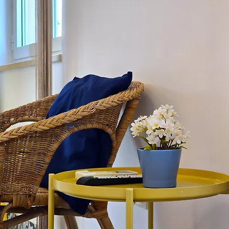 & Chiara Πανσιόν Ρόβινι