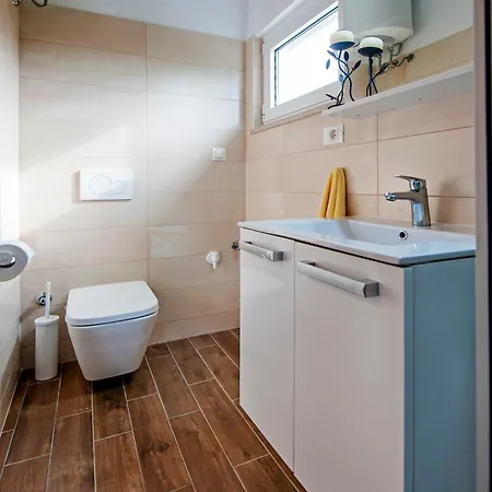 & Chiara Guest house
