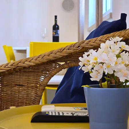 & Chiara Guest house