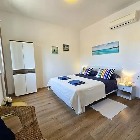 & Chiara Guest house